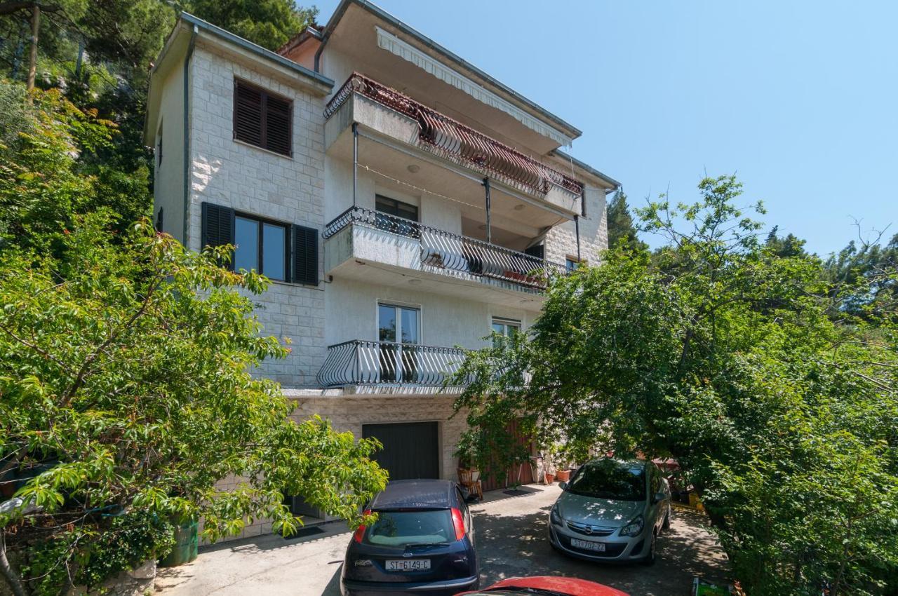 Apartment Victoria Omiš Екстериор снимка